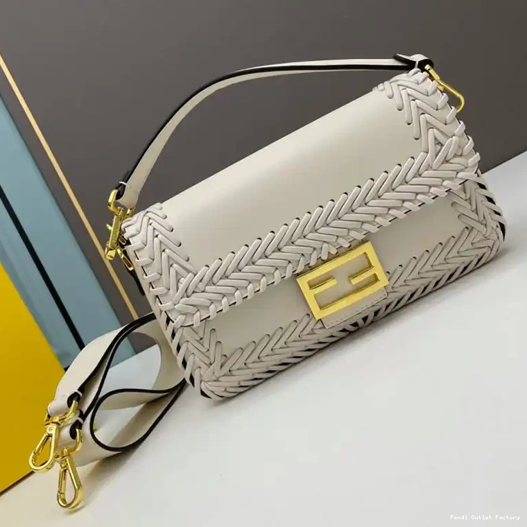 Vintage HOT In Baguette Fendi Bag Leather Medium White Stitching 0607